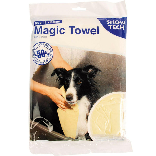 Show Tech Magic Towel super absorbent foam towel.
