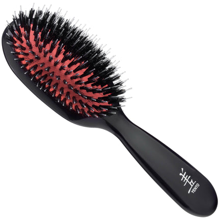 Yento small brush made of natural boar bristles and nylon.