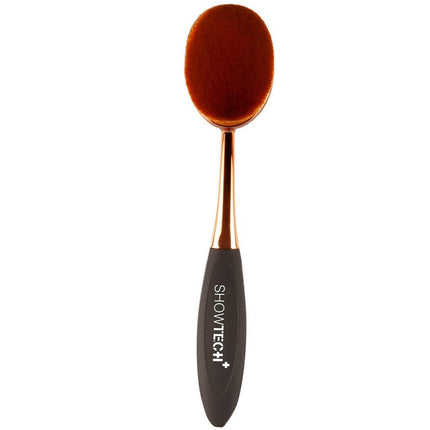 Show Tech+ Magic Powder Brush - elegant and precise brush with ultra-soft bristles for applying powder.