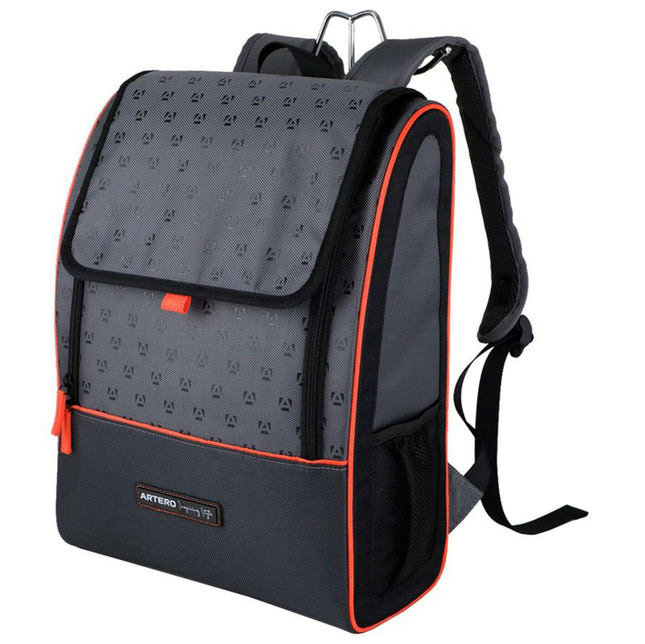 Artero Troya Backpack - a comfortable and spacious backpack for grooming equipment and accessories..