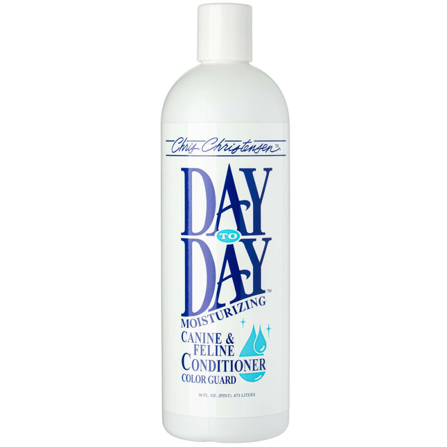 Chris Christensen Day to Day Moisturizing Conditioner - gentle moisturizing conditioner that protects coat color, concentrate 1:8.