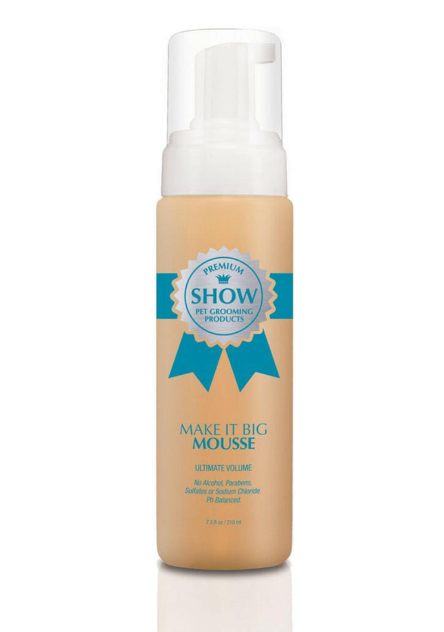 Show Premium Make It Big Mousse - lightweight mousse that increases hair volume in dogs.