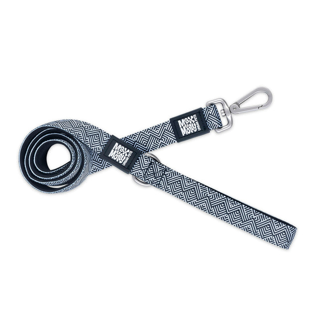 Max&Molly Short Leash Mykonos Black - black and white urban dog leash, Greek pattern, 120cm.