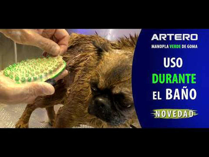Artero Rubber Mitt - rubber brush with adjustable strap for short-haired dog breeds.