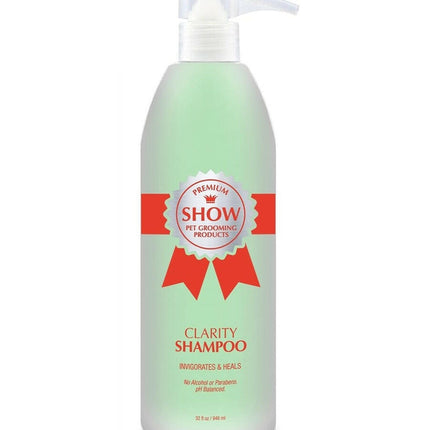 Show Premium Clarity Shampoo - soothing cleansing shampoo that helps remove discoloration from fur, concentrate 1:8.