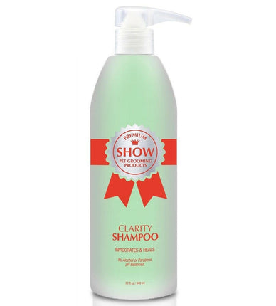 Show Premium Clarity Shampoo - soothing cleansing shampoo that helps remove discoloration from fur, concentrate 1:8.