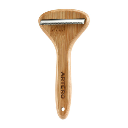 Artero 45° Blade Deshedder M - undercoat and loose hair remover, medium.
