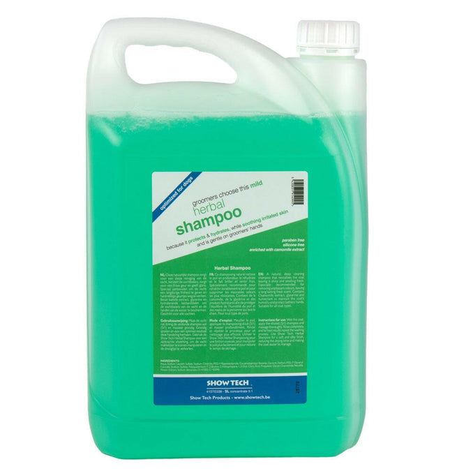 Show Tech Herbal Shampoo - deep cleansing dog shampoo that eliminates unpleasant odors, concentrate 1:5.